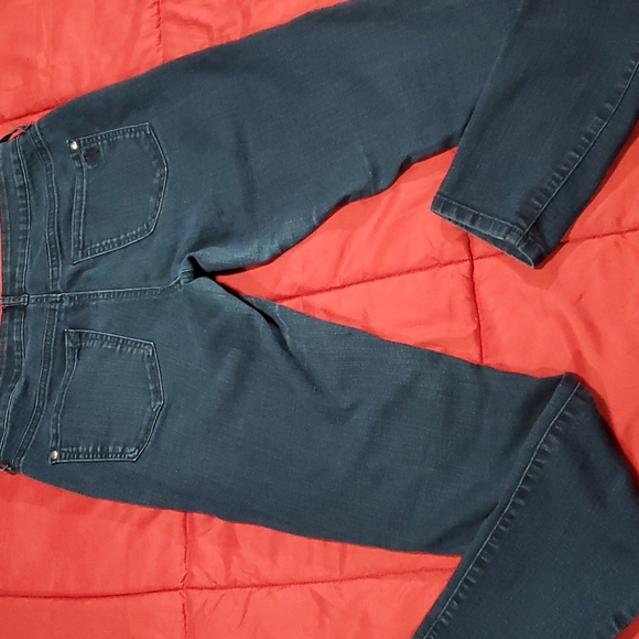 Jessica simpson jeans,size 30 - Picture 9 of 10